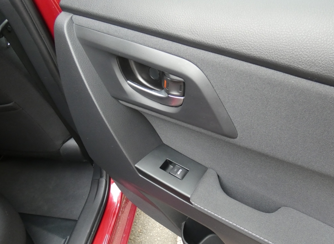 Toyota Auris — 15